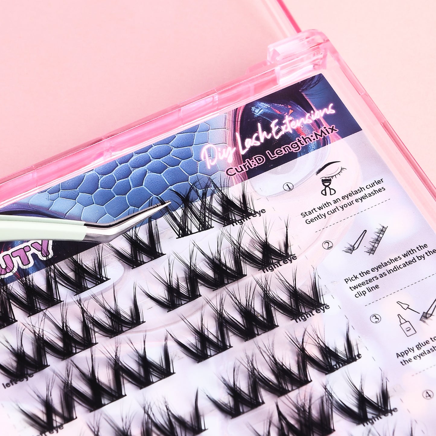 02 Chic Snake Lashes
